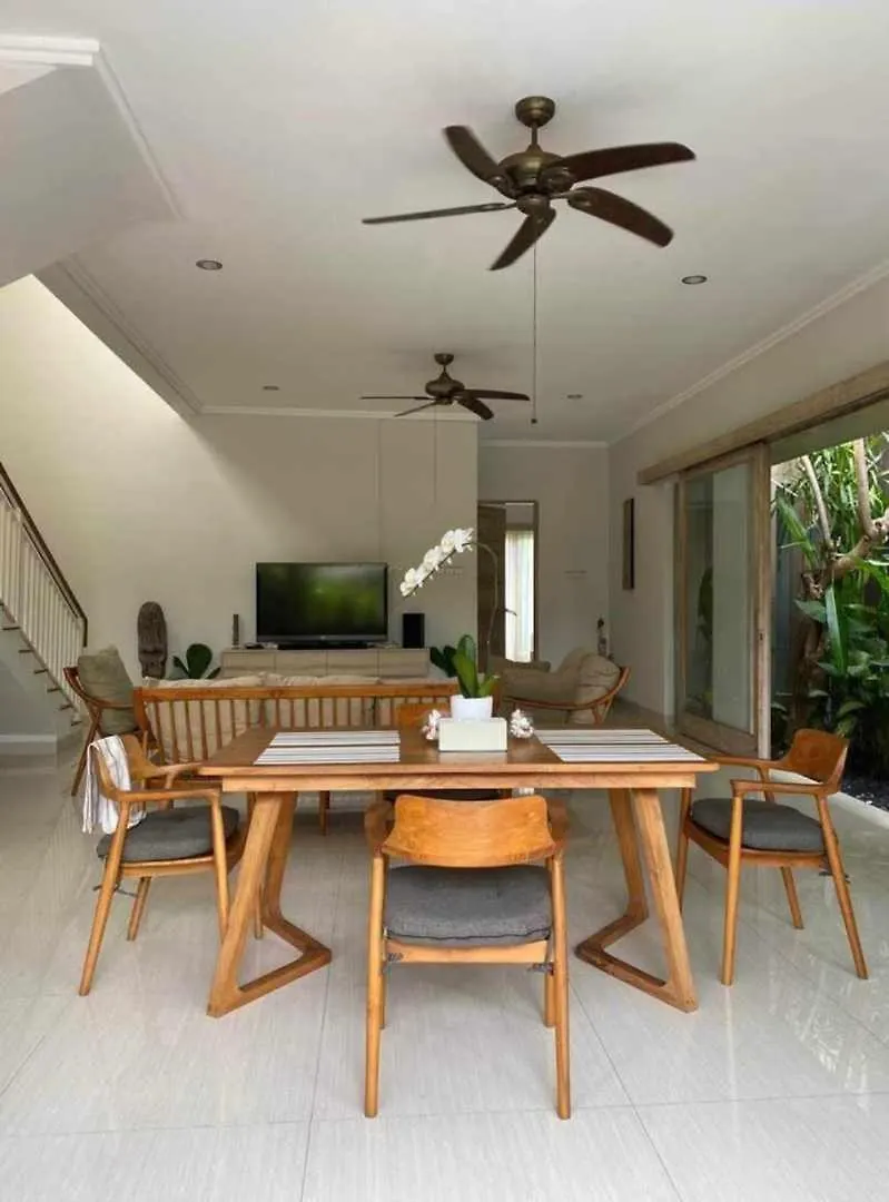 3 Bedrooms Vacation Villa In Semyniak Seminyak Indonésie